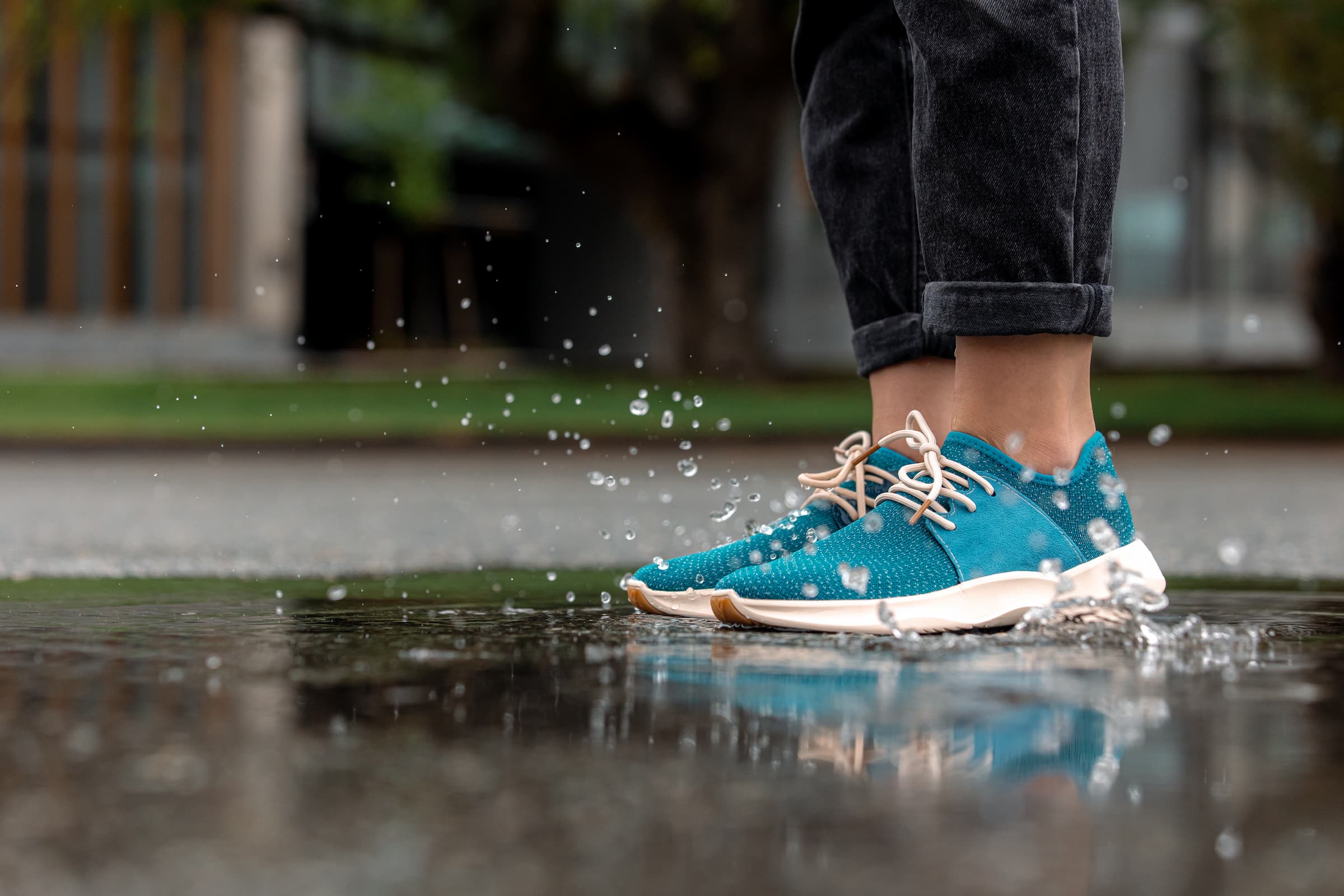 Men's Gore-Tex Shoes: Why Vessi Is The Best Alternative