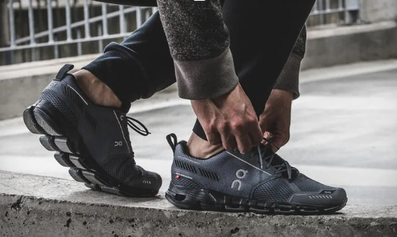 How to Lace On Cloud Shoes: 5 Best Ways