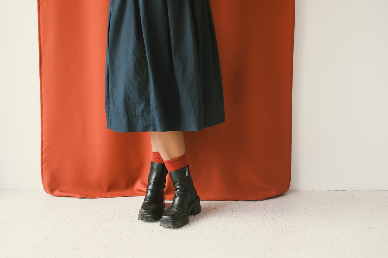 What Shoes to Wear with Skirts: Expert Tips and Recommendations