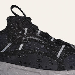 Women's Motu Sneaker - Black/Grey
