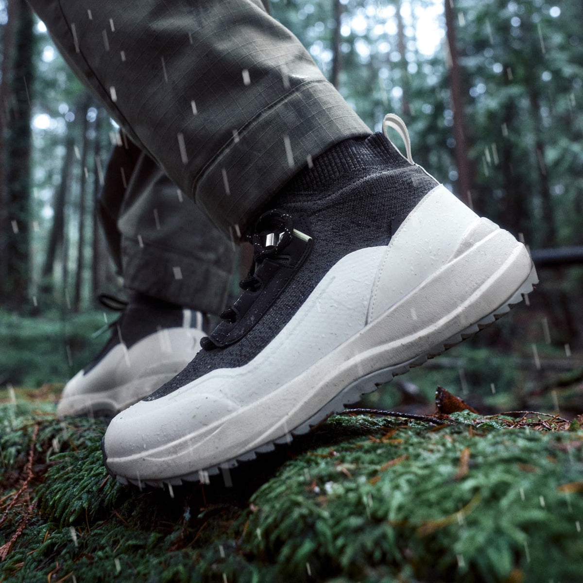 Men's Stormburst High Top - Dark Grey/White