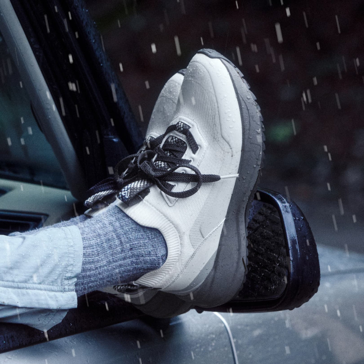 Women's Stormburst Low Top - White/Grey